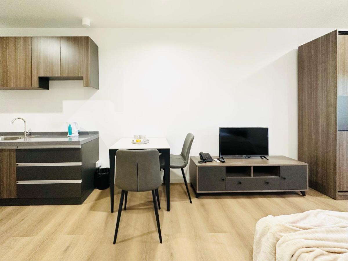 Mangrove Residences Mactan Punta Engaño Exteriör bild